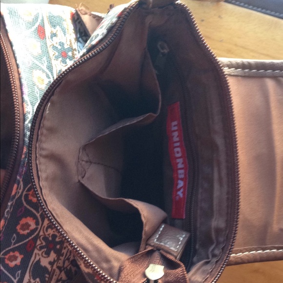 *NWOT* UNIONBAY Elephant Adjustable Crossbody Bag - Picture 4 of 6